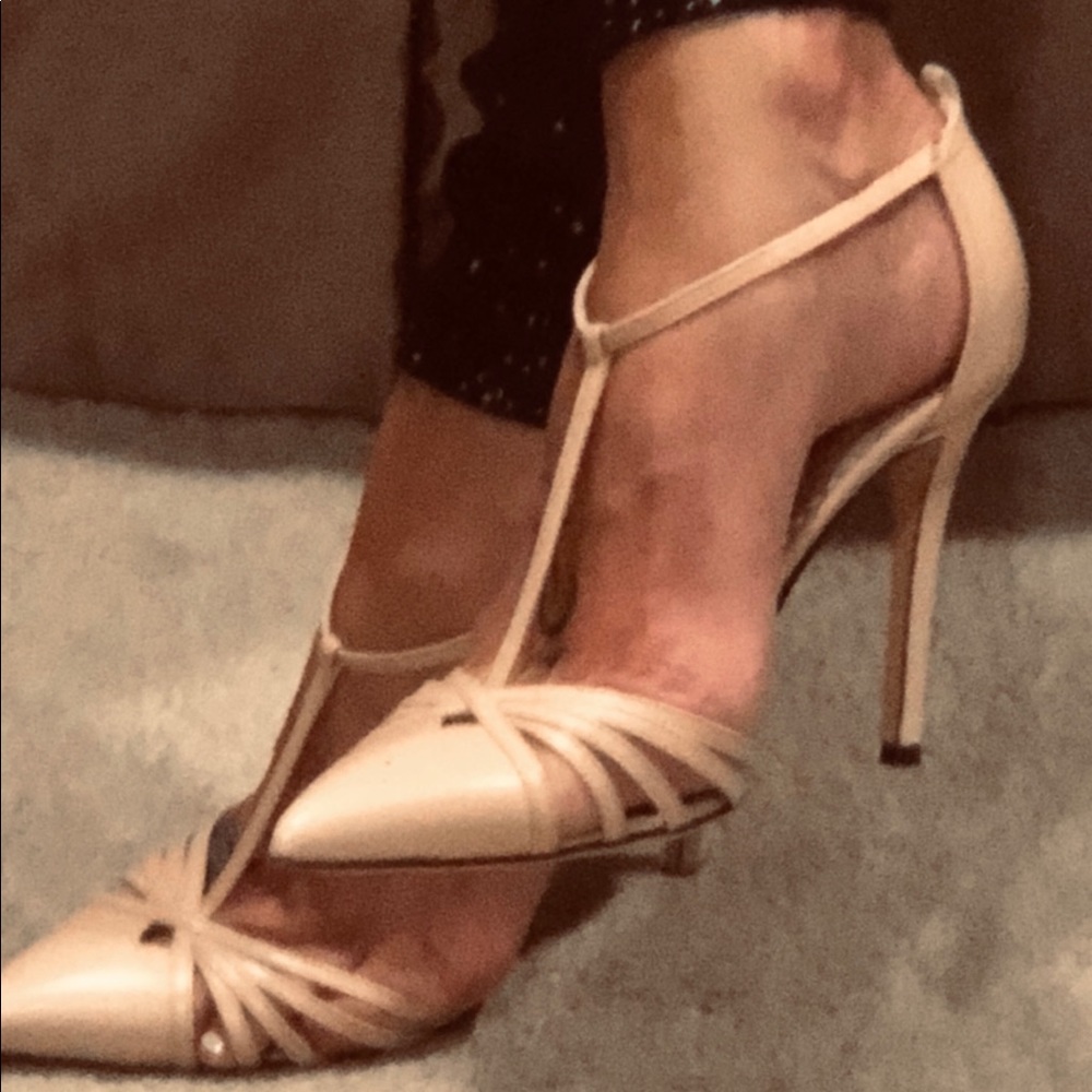 SJP CARRIE T STRAP PUMP SIZE 38 (8) natural